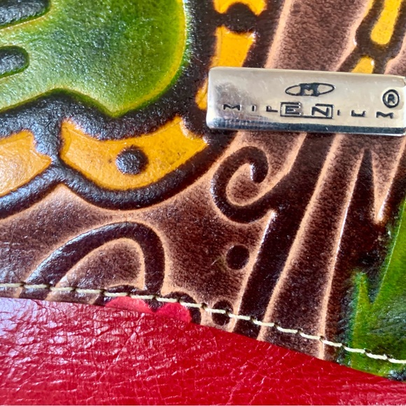 Rare Kane Milenium Red Leather Tri-Fold Wallet - Picture 3 of 6